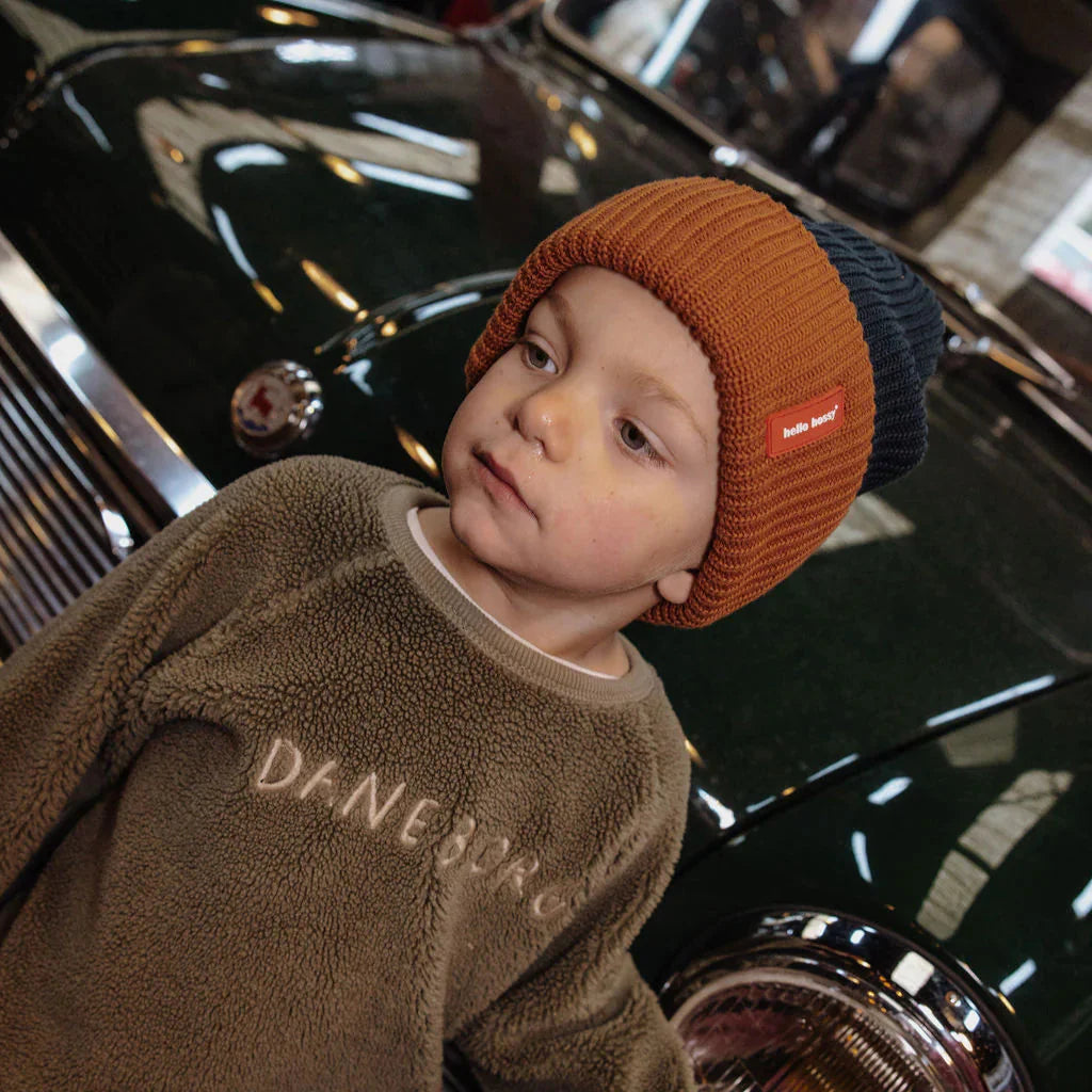 muts flow polo hello hossy blauw bruin