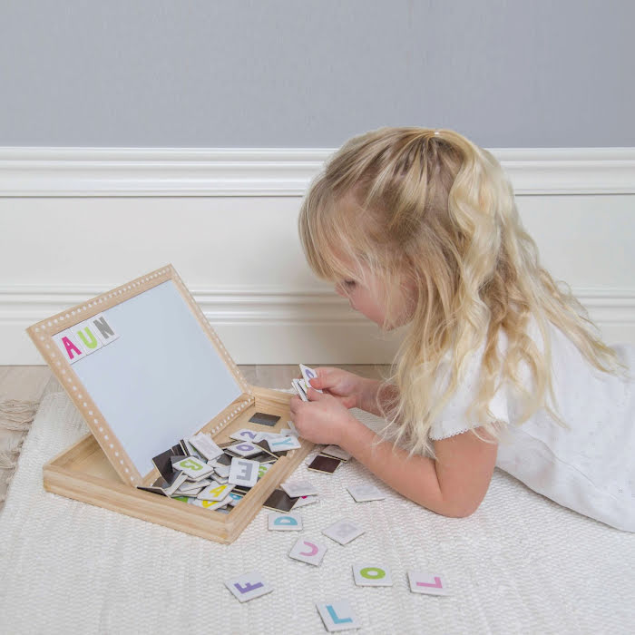 Houten Cijfers En Letters Magneetpuzzel