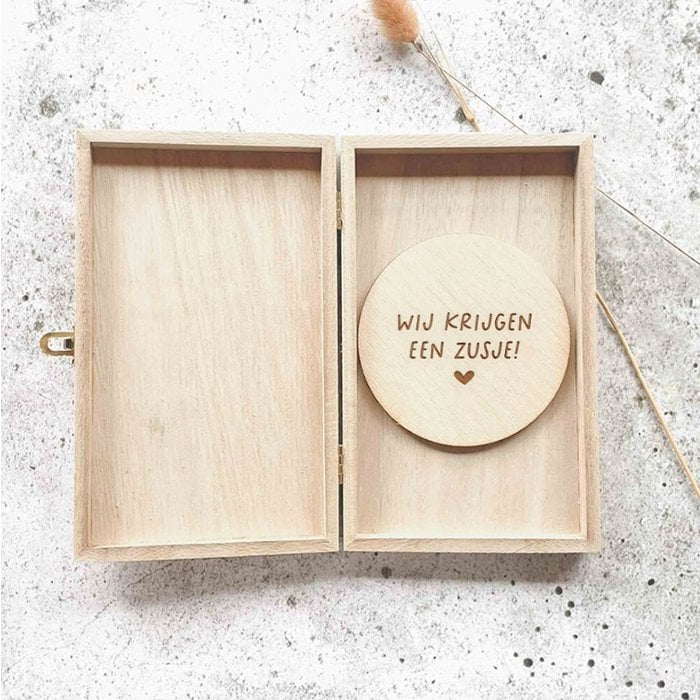 Houten Kistje • Wij Krijgen Een Zusje