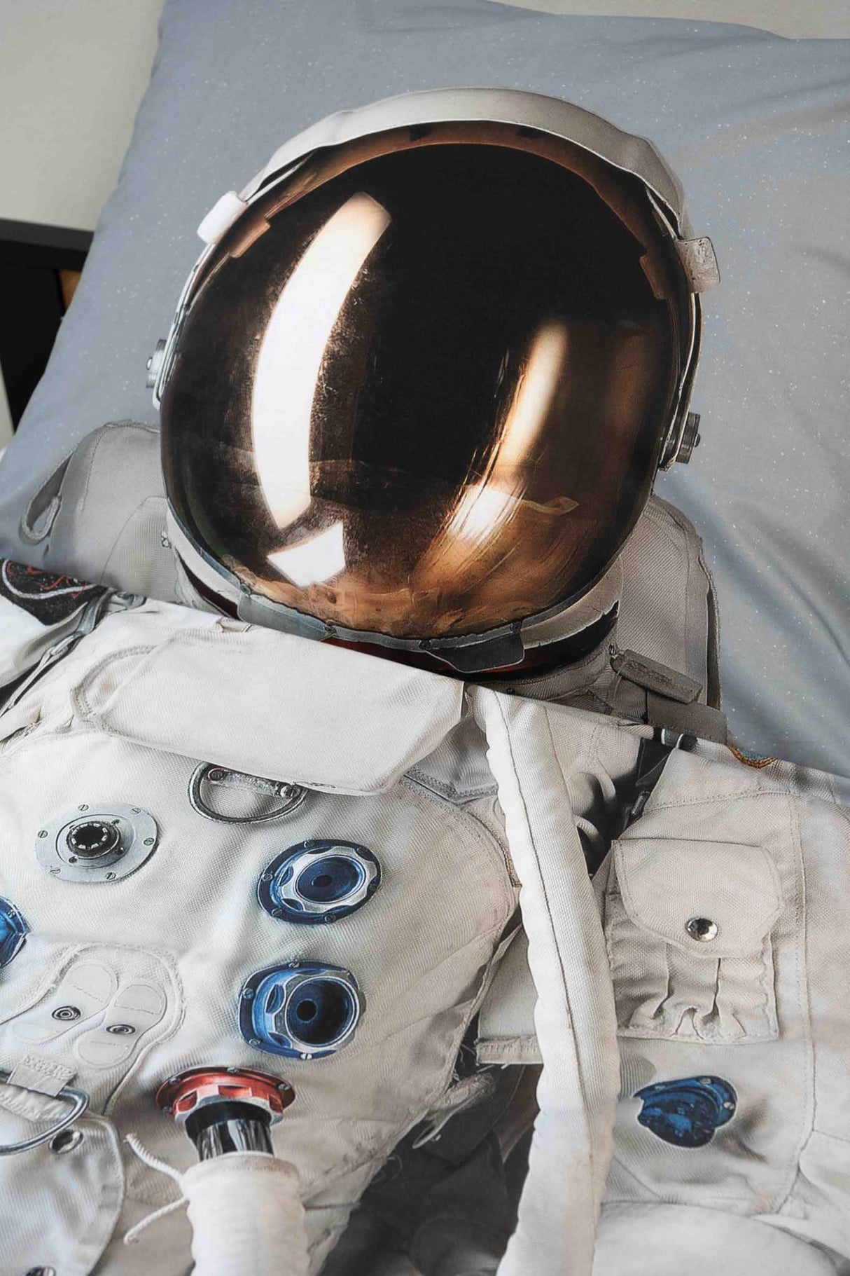 dekbedovertrek astronaut dekbed snurk amsterdam grey grijs ruimte space ruimtepak spacepak