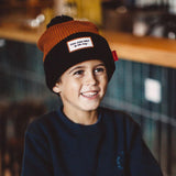 muts hello hossy pompon bruin zwart block blacky