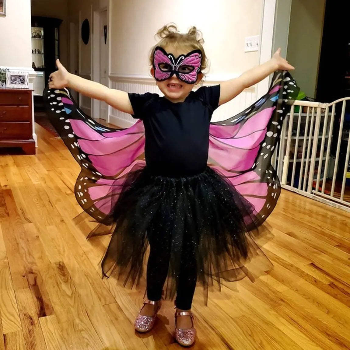 Pink Monarch Butterfly + Masker