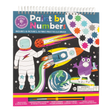 Painting By Numbers Space met astronaut, raket en paarse alien op de omslag van het spiraalblok.
