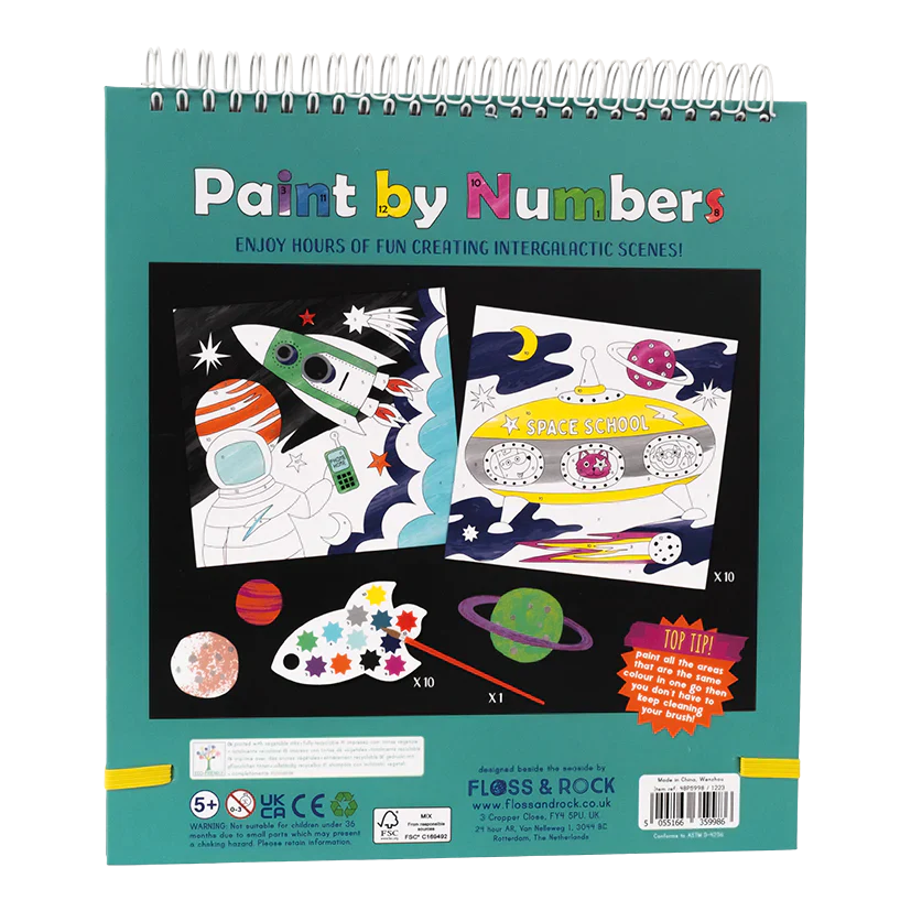 Achterkant van Painting By Numbers Space met voorbeelden van ruimteschilderingen, verfpalet en kwast.